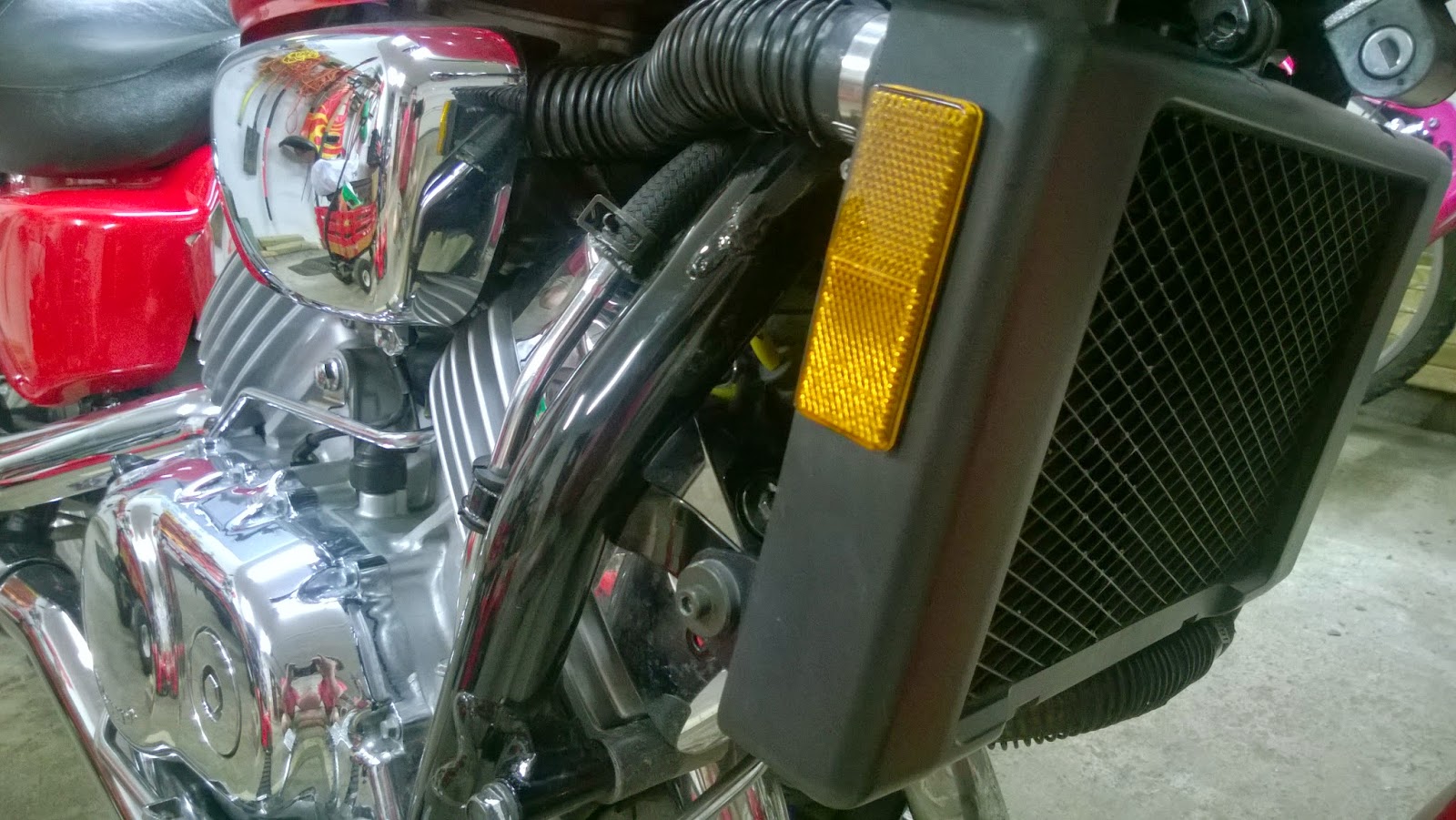Масляный радиатор Хонда cb750